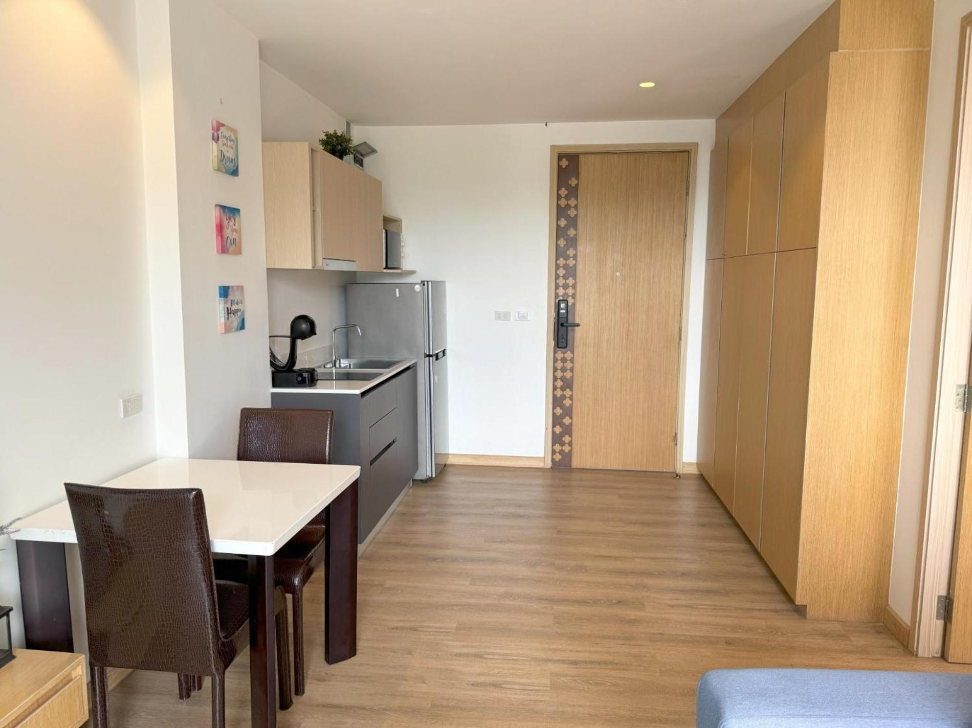 Sea View Apartment At Aristo2 By Lofty Ban Lum Fuang Zewnętrze zdjęcie